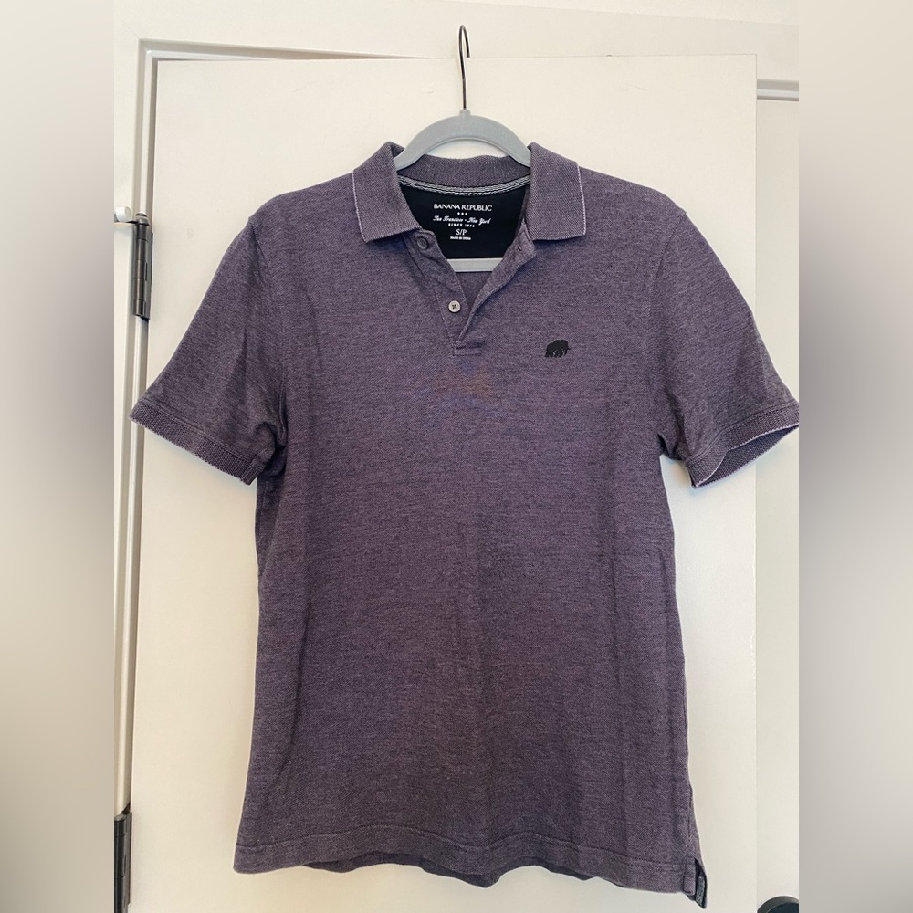 Banana Republic Men’s Polo With Logo